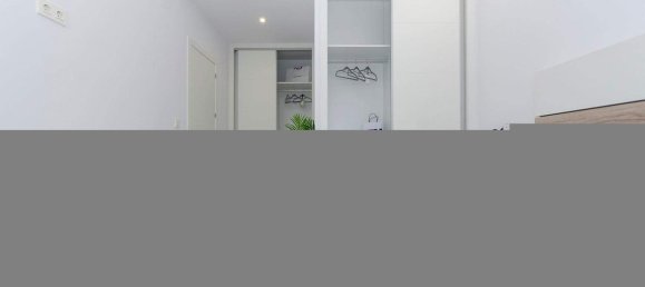 3 bedrooms Villa in Torrevieja, Spain No. 286865 16