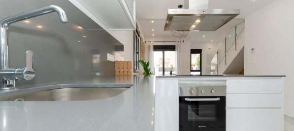 3 bedrooms Villa in Torrevieja, Spain No. 286865 12