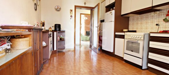 4 rooms Apartment in Imola, Italy No. 100251 6