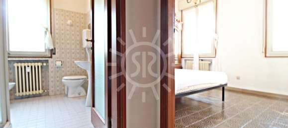 4 rooms Apartment in Imola, Italy No. 100251 12