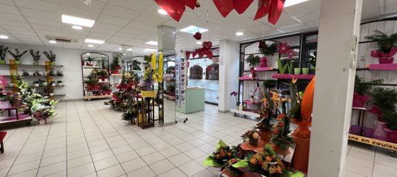  عقار تجاري في Troyes, France 140متر مربع رقم 78587 2