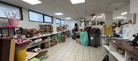  عقار تجاري في Troyes, France 140متر مربع رقم 78587 3
