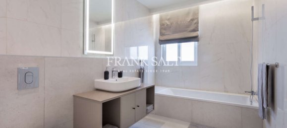 2 bedrooms Penthouse in Mosta, Malta No. 11053 16