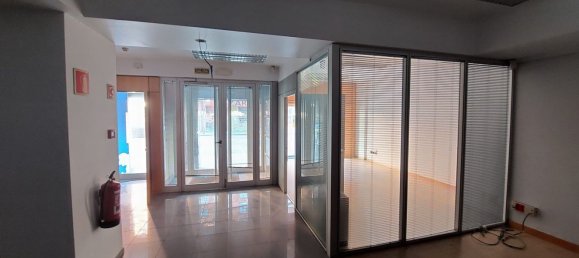 Imóvel comercial em Leon, Spain 221 m² N.º 75236 3
