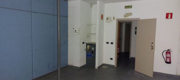 Imóvel comercial em Leon, Spain 221 m² N.º 75236 19