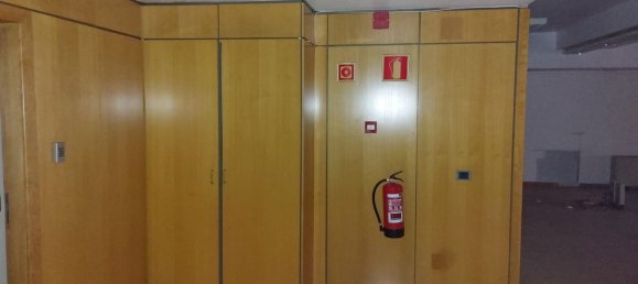 Imóvel comercial em Leon, Spain 221 m² N.º 75236 22