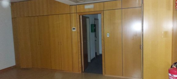 Imóvel comercial em Leon, Spain 221 m² N.º 75236 17