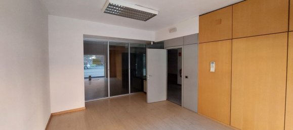 Imóvel comercial em Leon, Spain 221 m² N.º 75236 21
