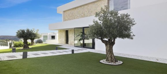 7 bedrooms Villa in Benahavis, Spain No. 58998 17