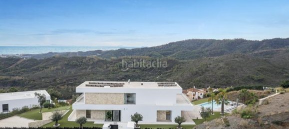 7 bedrooms Villa in Benahavis, Spain No. 58998 9