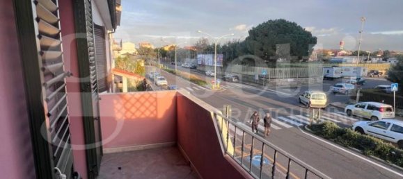 3 rooms Apartment in Oristano, Italy No. 38177 11