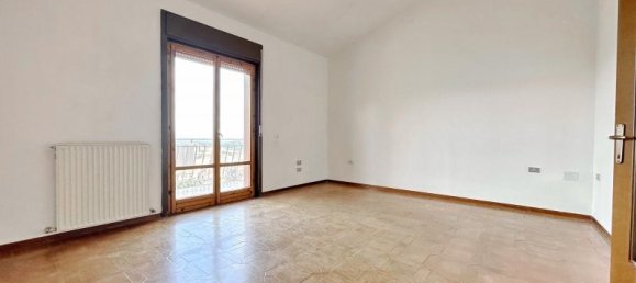 4 rooms Apartment in Gavorrano, Italy No. 238073 9