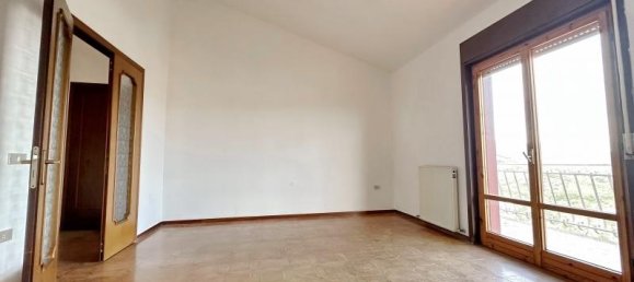 4 rooms Apartment in Gavorrano, Italy No. 238073 10