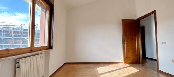 4 rooms Apartment in Gavorrano, Italy No. 238073 13
