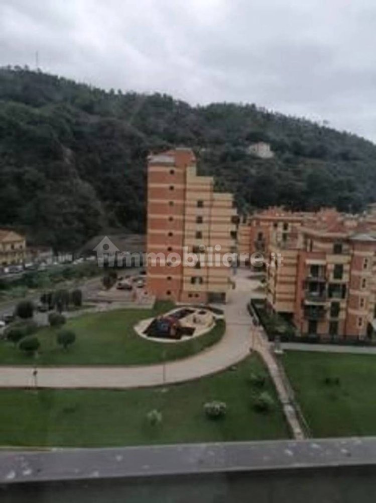 Apartamento de 2 dormitorios en Varazze, Italy No. 220980