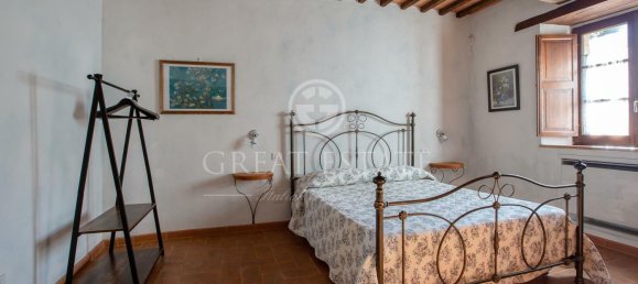 12 bedrooms Castles in Seggiano, Italy No. 57100 14