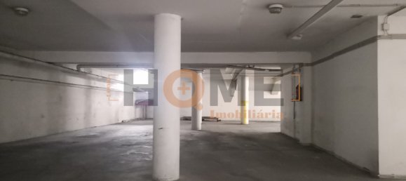 576m² Garage in Coruche, Portugal No. 57278 9