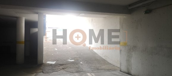 576m² Garage in Coruche, Portugal No. 57278 4