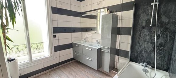 Дом с 3 спальнями в Понтуаз, Франция № 359619 7