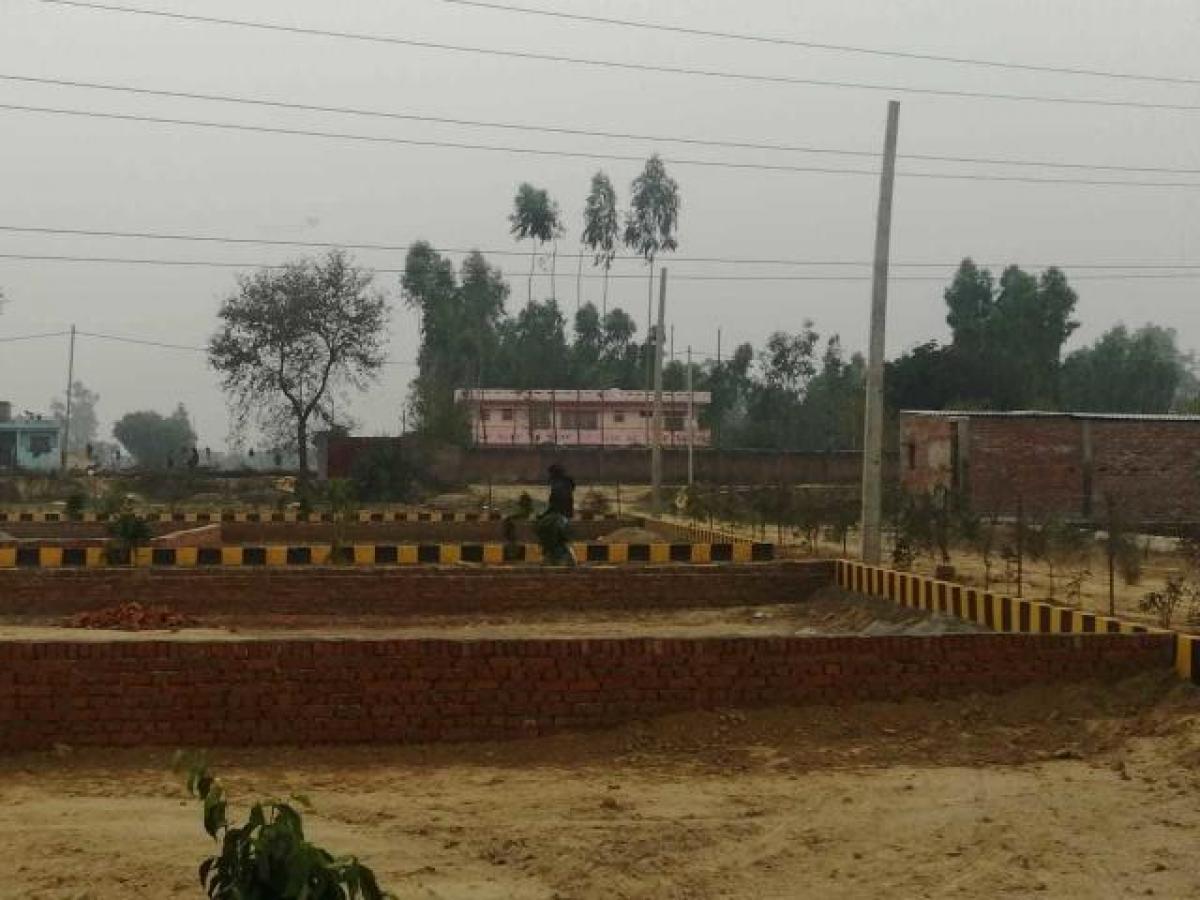 Land in Lucknow, India No. 32363