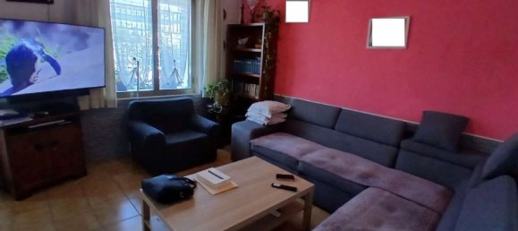 5 rooms Apartment in Carrara, Italy No. 275575 3