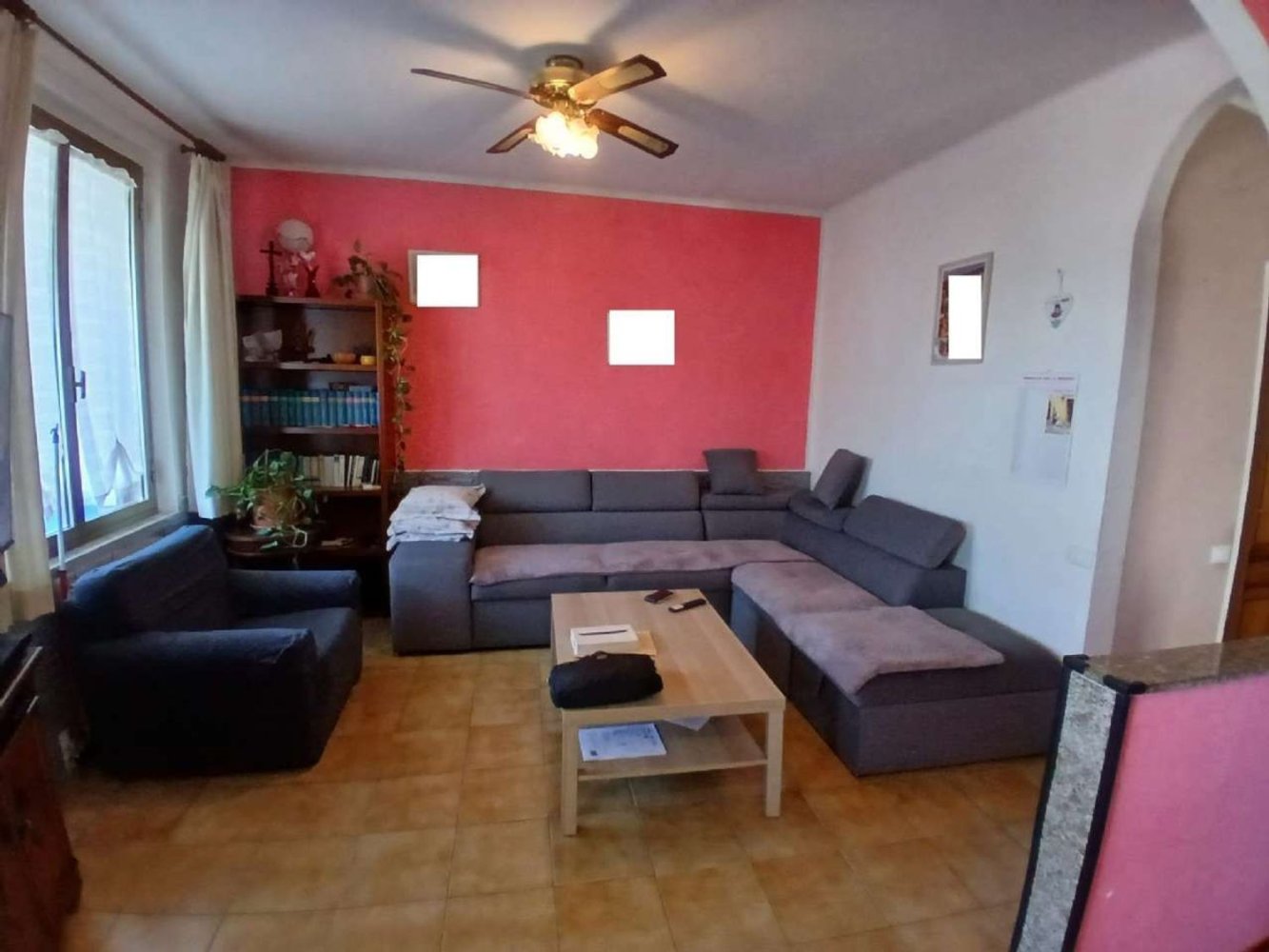 5 rooms Apartment in Carrara, Italy No. 275575