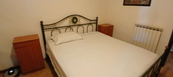 5 rooms Apartment in Carrara, Italy No. 275575 6