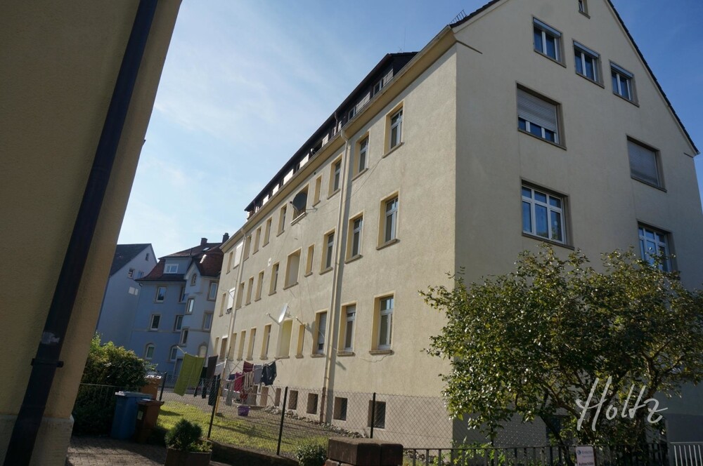 Квартира с 4 комнатами в Тутлинген, Германия № 12849