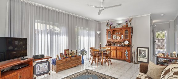 2 bedrooms Villa in Caravonica, Australia No. 281 5