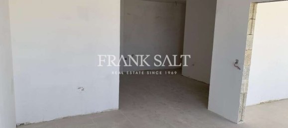 Ático de 1 dormitorio en Ta' Xbiex, Malta No. 3019 3