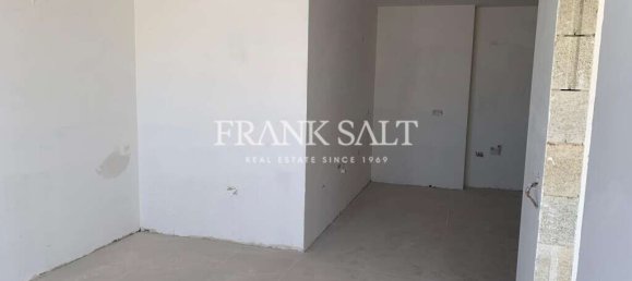 Ático de 1 dormitorio en Ta' Xbiex, Malta No. 3019 6