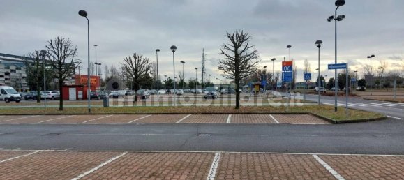 Propriété commerciale à Piacenza, Italy 257m² No. 317050 10