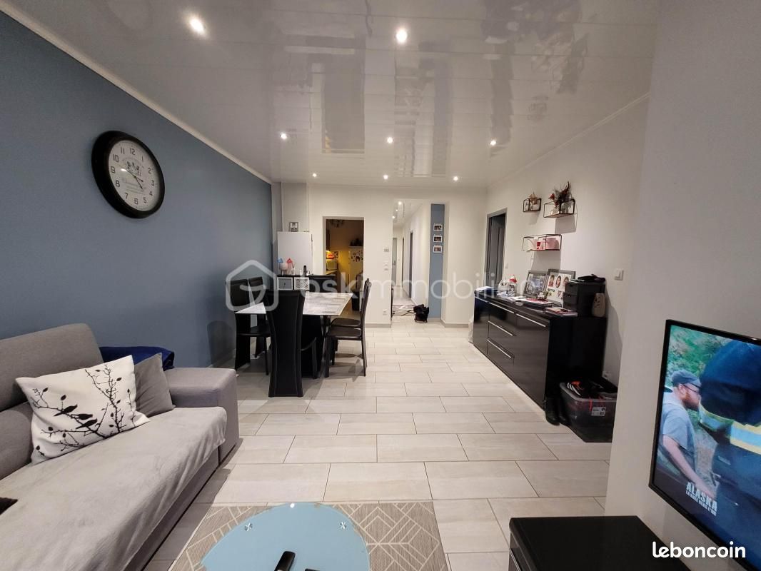 3 bedrooms House in Beauvais, France No. 51091