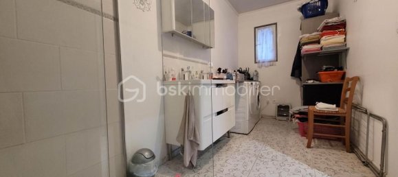 3 bedrooms House in Beauvais, France No. 51091 5