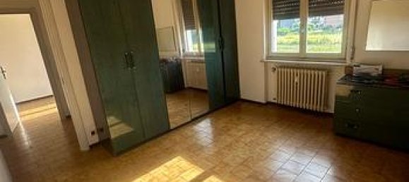 4 rooms Apartment in Bressana Bottarone, Italy No. 308198 6