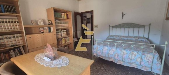 Квартира с 3 спальнями в Кастелламмаре ди Стабия, Италия № 329270 24