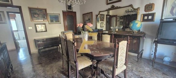 Квартира с 3 спальнями в Кастелламмаре ди Стабия, Италия № 329270 13