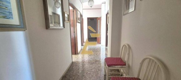 Квартира с 3 спальнями в Кастелламмаре ди Стабия, Италия № 329270 16