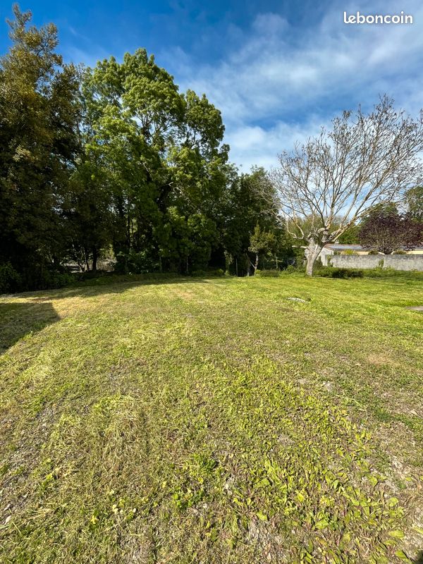 Terreno en Salles-sur-Mer, France No. 340933