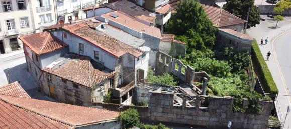 3 bedrooms House in Guimaraes, Portugal No. 184574 2
