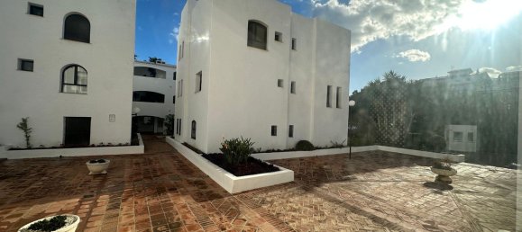 4 bedrooms Apartment in Marbella, Spain No. 135092 9