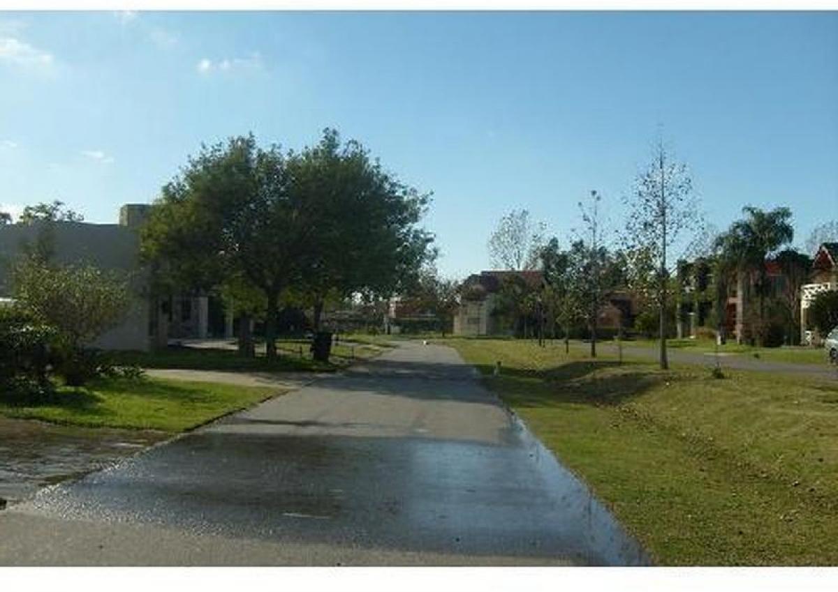 Terreno en Escobar, Argentina No. 112228