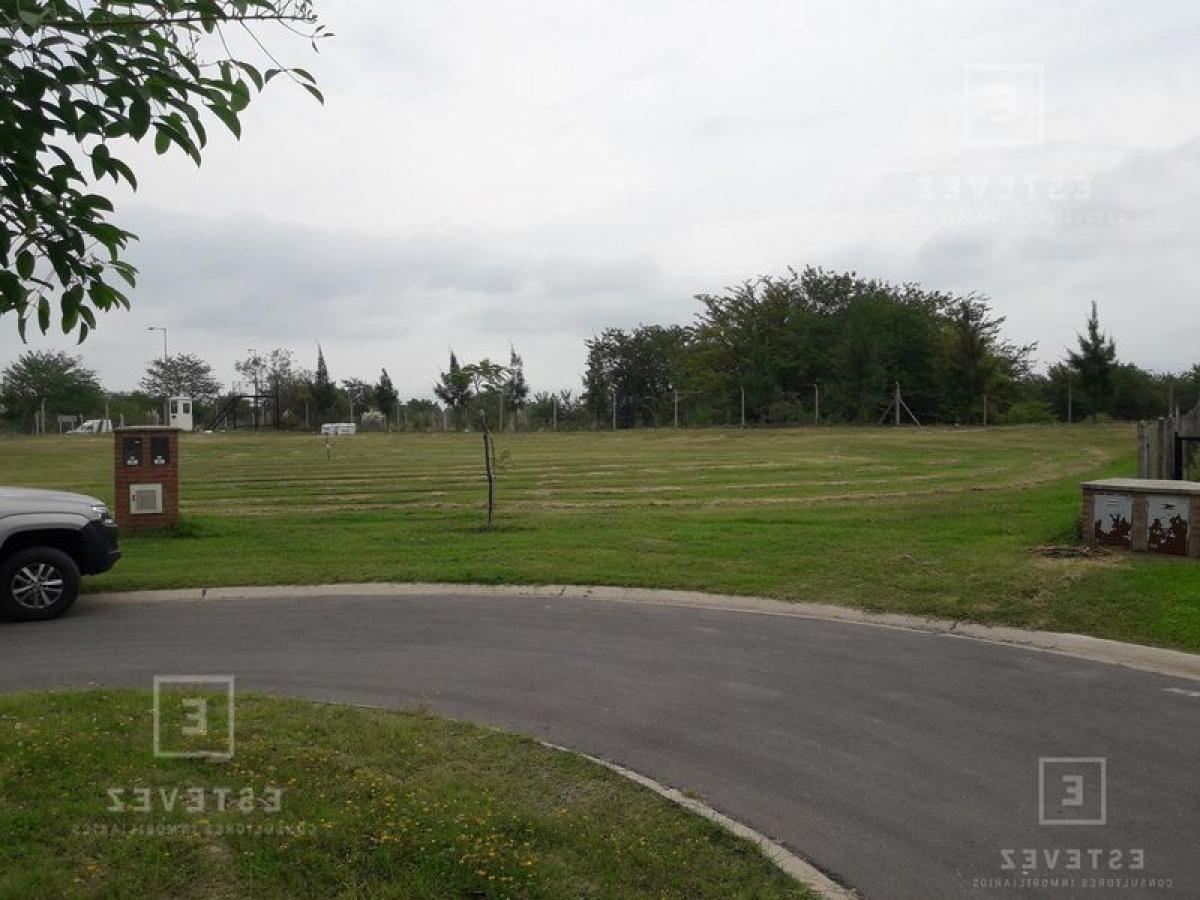  Land in Escobar, Argentina No. 111576