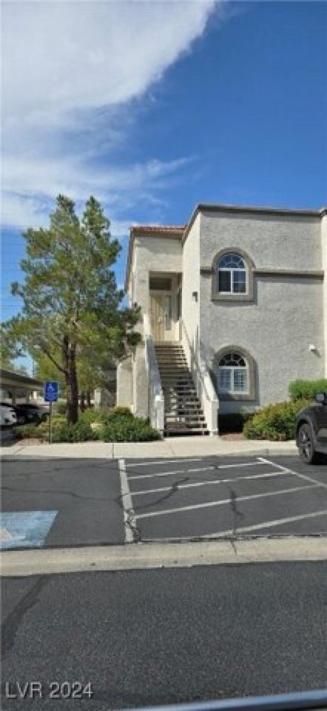 Дом с 2 спальнями в Лас Вегас, США № 382764