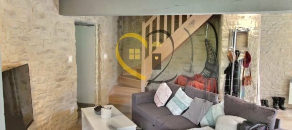 3 bedrooms House in Vierzon, France No. 240236 8