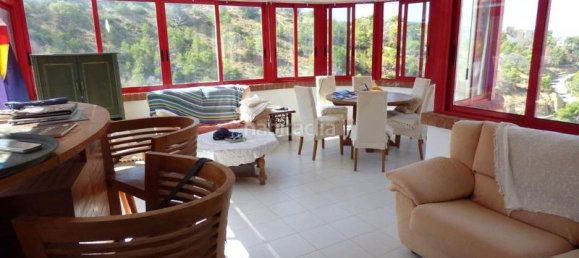 3 bedrooms Penthouse in Benidorm, Spain No. 168449 2