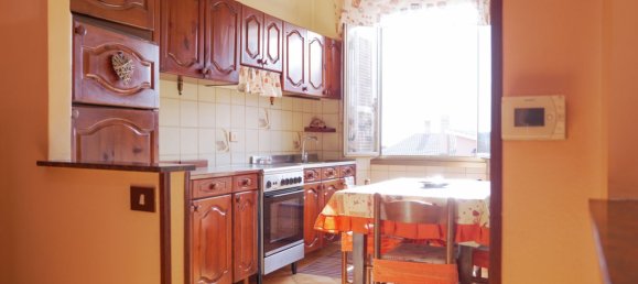 3 rooms Apartment in Mentana, Italy No. 27567 2