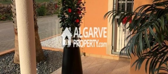 Villa de 4 dormitorios en Quarteira, Portugal No. 354980 22