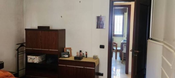 3 Schlafzimmer Wohnung in Caserta, Italy, Nr. 265789 23
