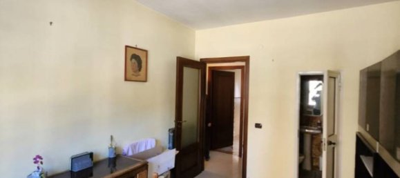 3 Schlafzimmer Wohnung in Caserta, Italy, Nr. 265789 32